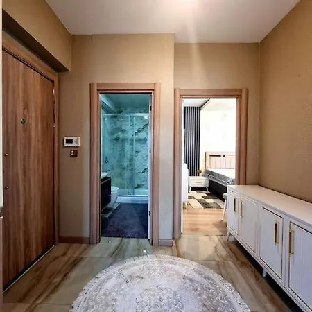 Lovely 2+1 With Free Parking For Rent *
