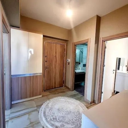 Apartment Lovely 2+1 With Free Parking For Rent